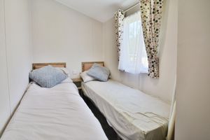 Photo 16- click for photo gallery